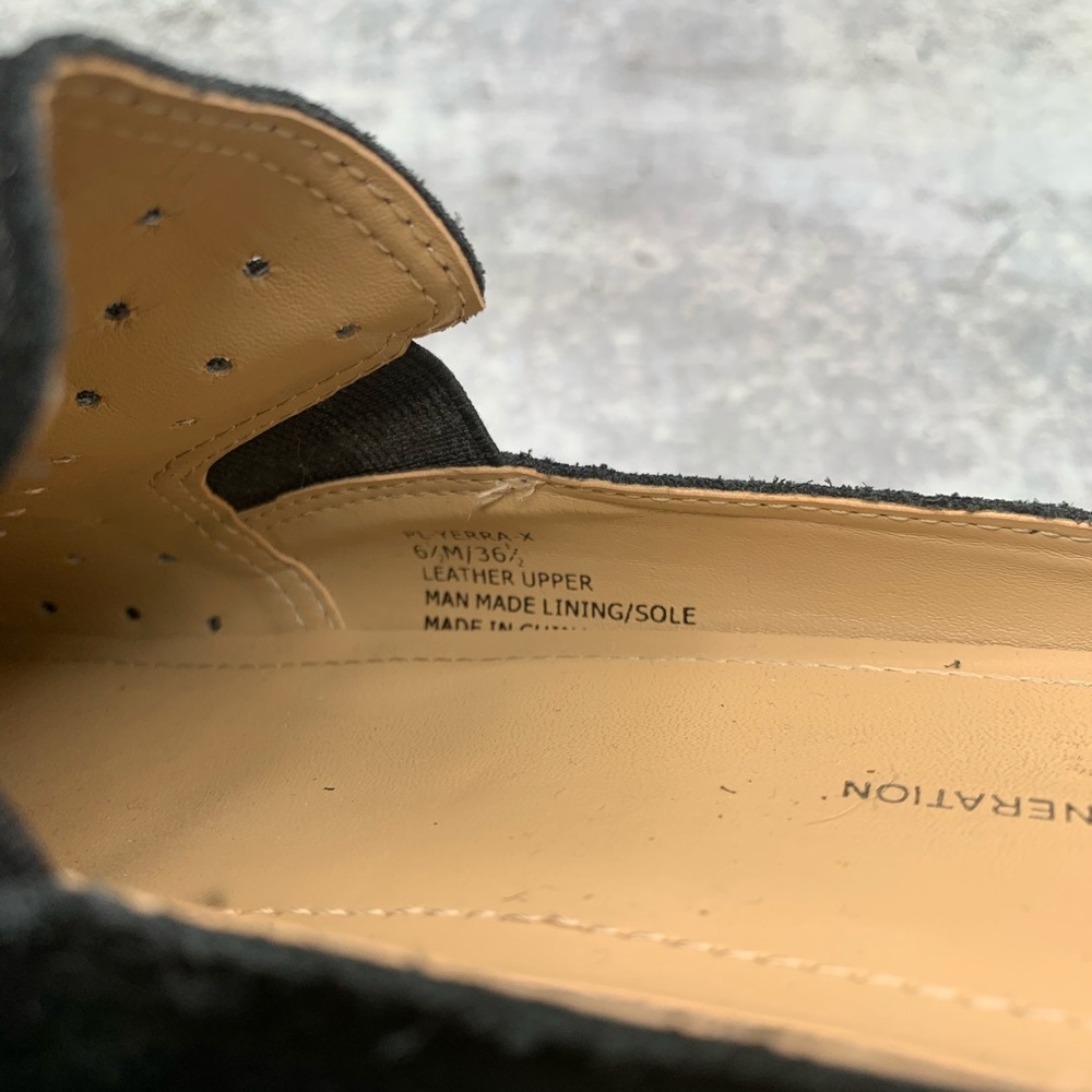⚠️ BCBGENERATION Black Slip On Shoes - Picture 7 of 8